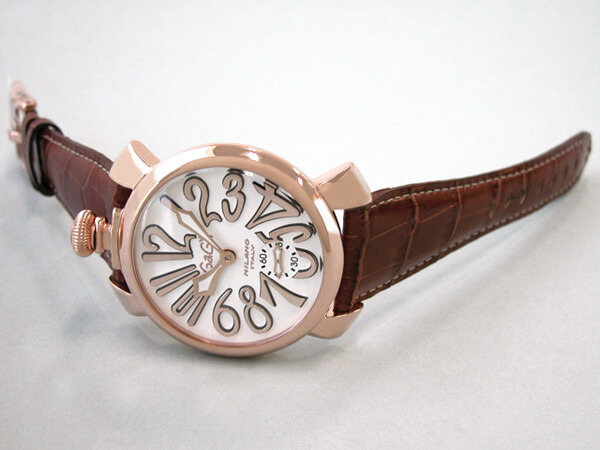 ガガ･ミラノスーパーコピー GAGAMILANO マニュアル　48mm　手巻き z5011.8 ブラウン皮 ホワイト/ピンクゴールドアラビア